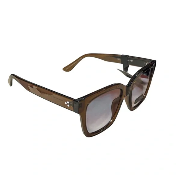 House of Harlow 1960 Sunglasses - Picture 2 of 5
